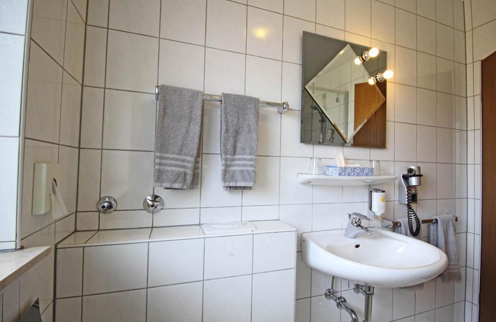 Hotel Lindenkrug Gütersloh Eksteriør billede