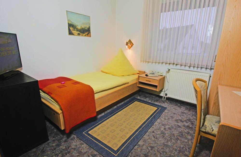 Hotel Lindenkrug Gütersloh Eksteriør billede